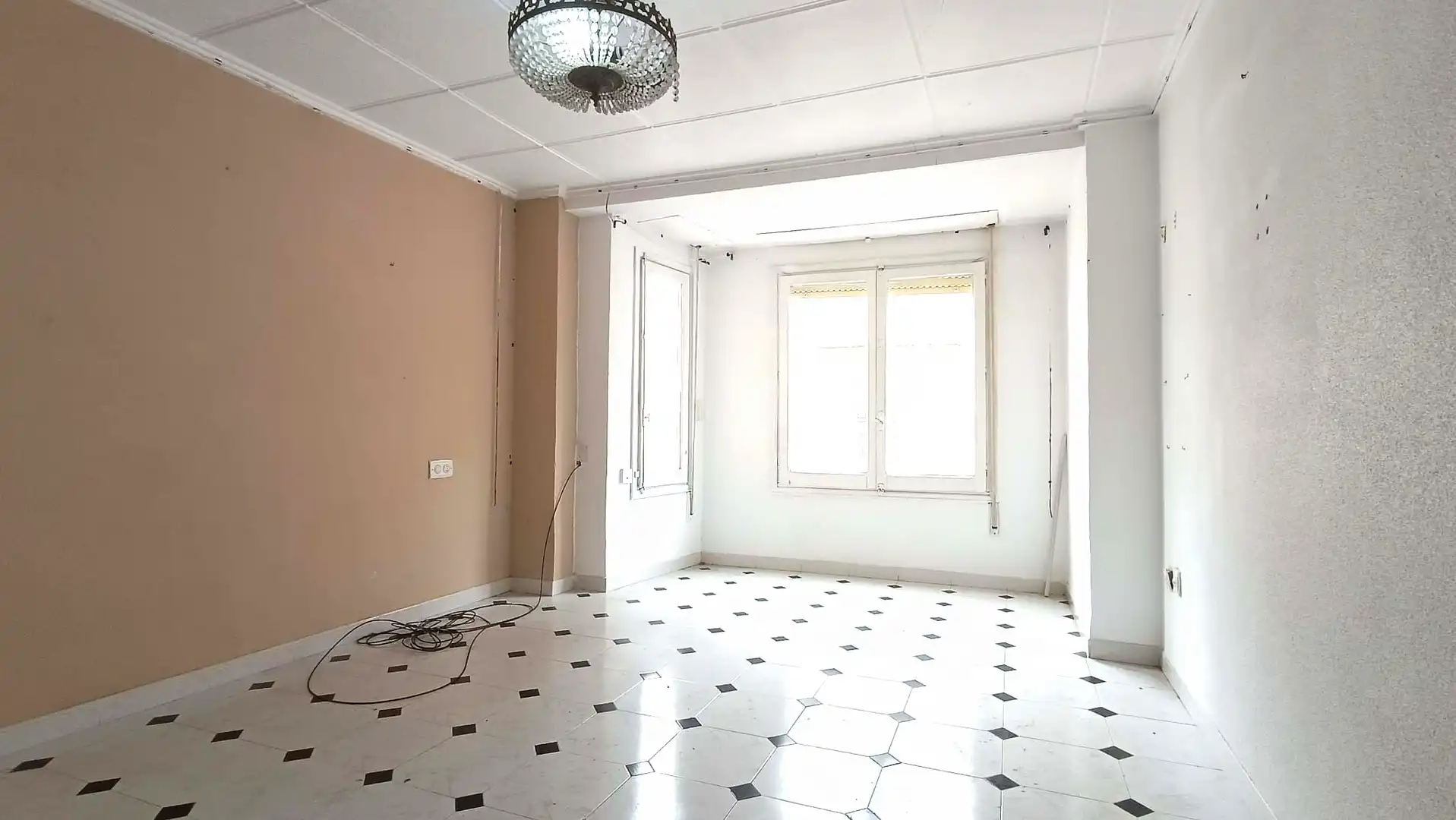 Habitación de Piso en venta en Santa Pola con Trastero y Balcón