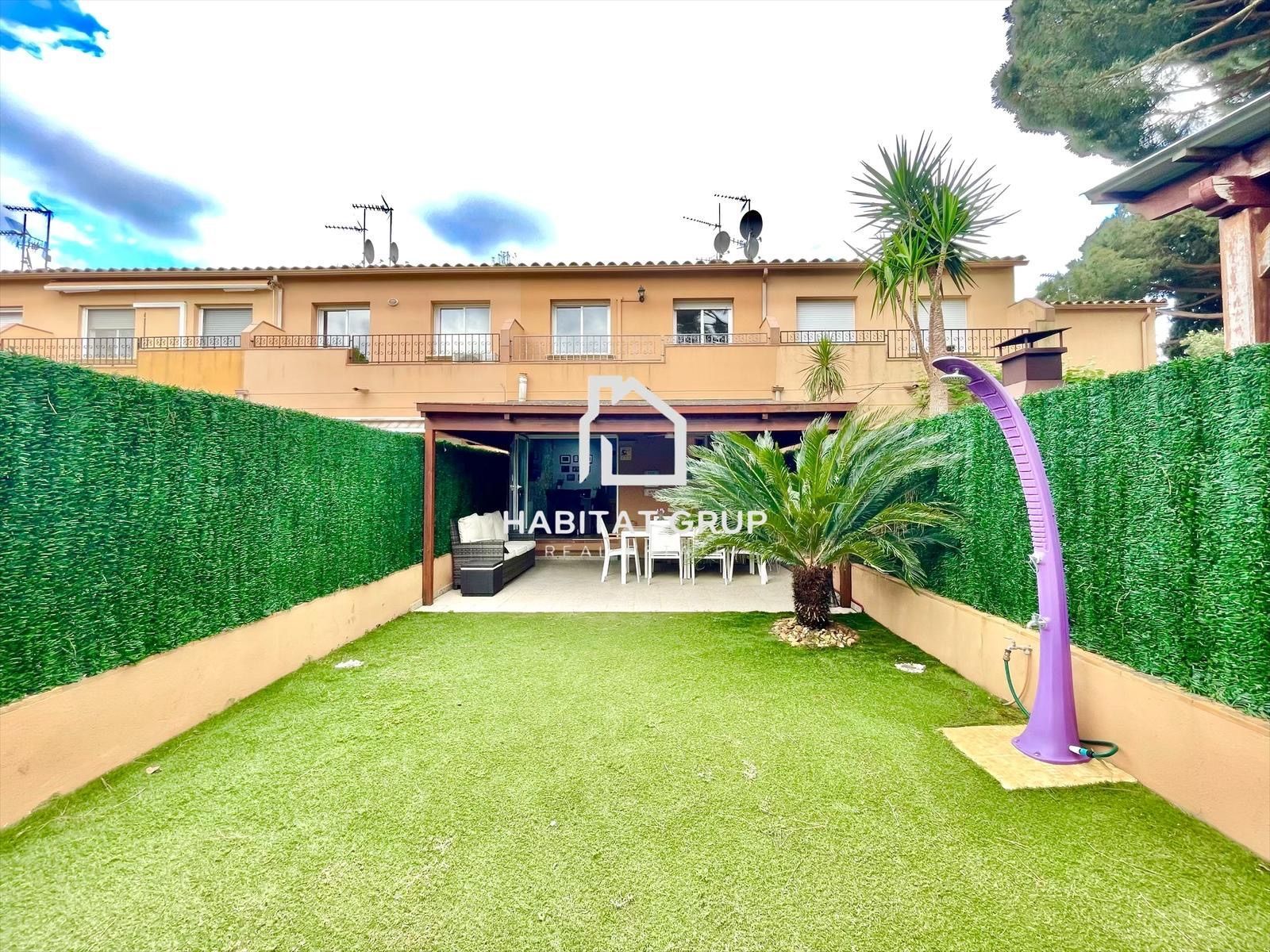 Jardí de Casa adosada en venda en Castell-Platja d'Aro amb Aire condicionat, Calefacció i Jardí privat