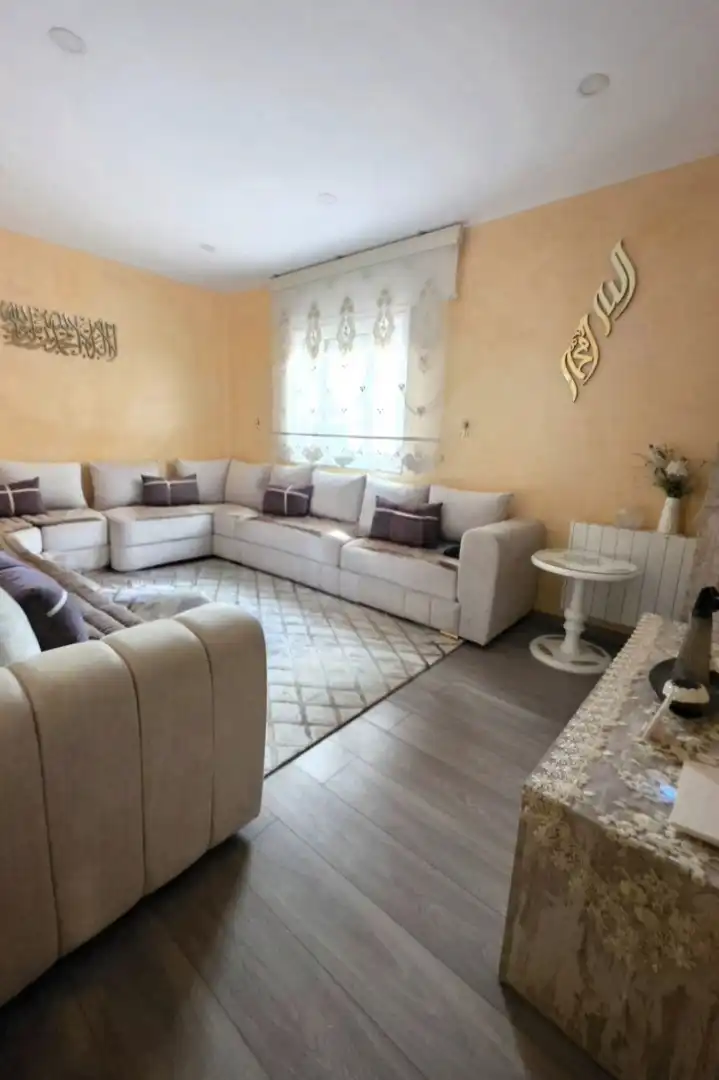 Wohnzimmer von Erdgeschoss zum Verkauf in Mollet del Vallès mit Klimaanlage, Heizung und Parkett