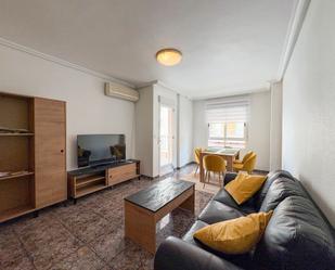 Living room of Flat to rent in Torrevieja  with Air Conditioner, Heating and Terrace