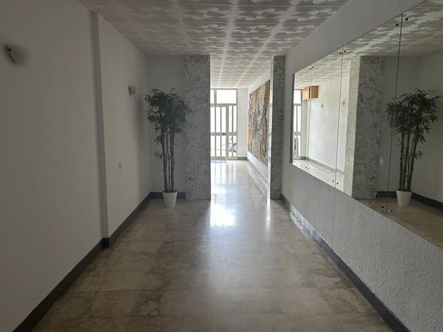 Local comercial en Venta en Carrer de Buenos Aires en Centre