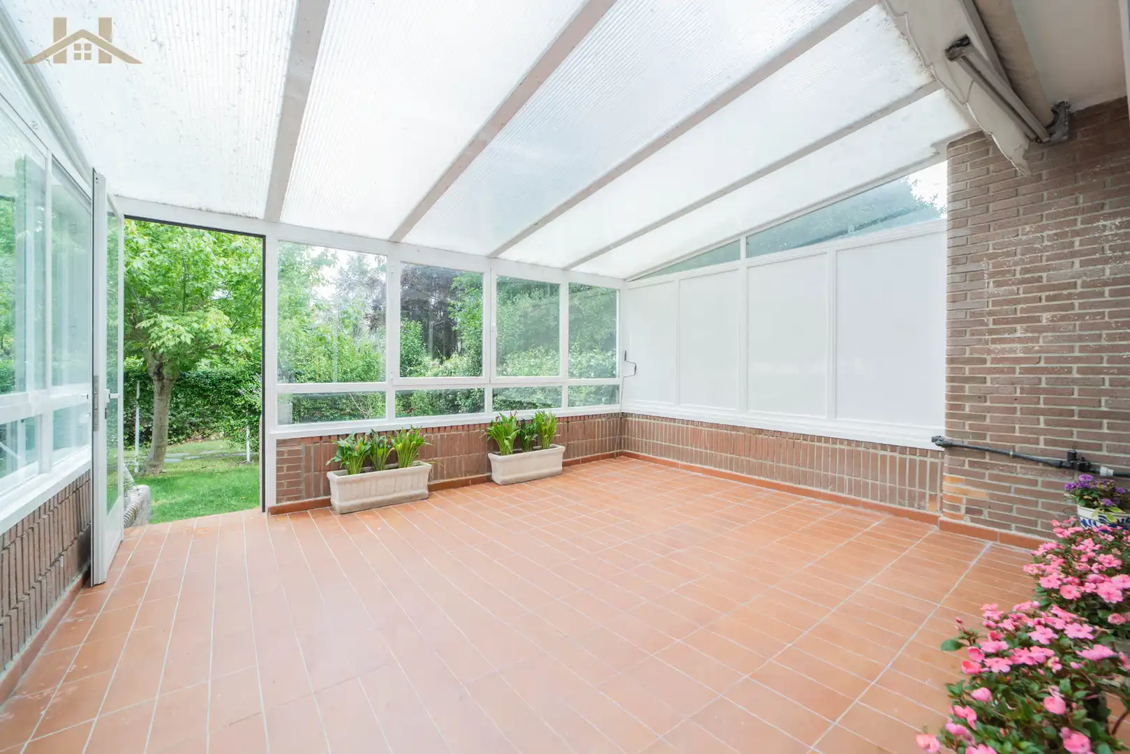 Terraza de Casa adosada en venta en Las Rozas de Madrid con Aire acondicionado, Calefacción y Jardín privado