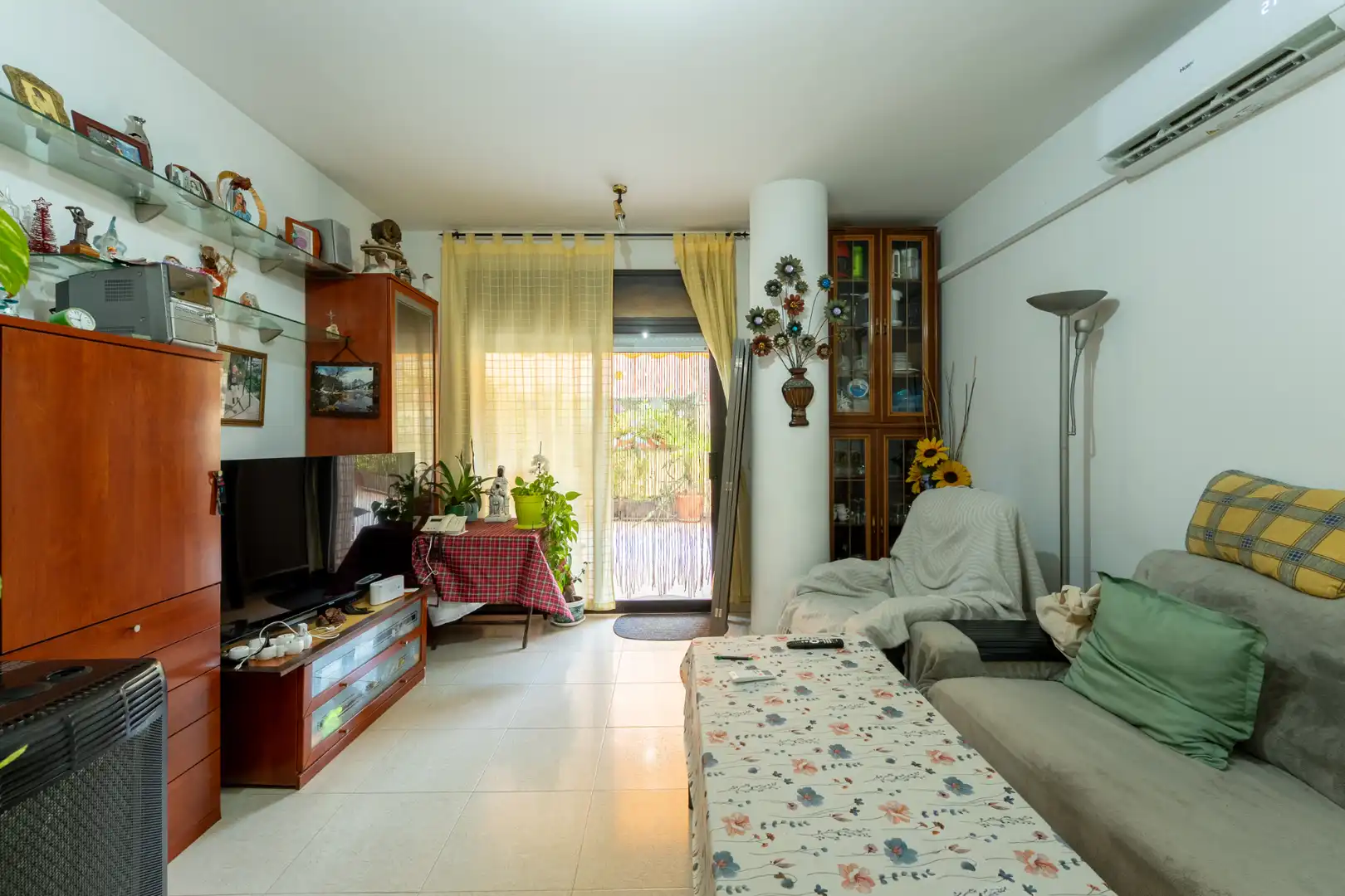 Sala d'estar de Planta baixa en venda en Lloret de Mar amb Aire condicionat, Calefacció i Terrassa