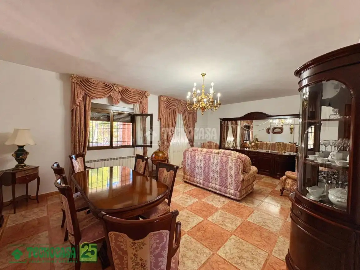 Comedor de Casa o chalet en venta en Dosbarrios con Calefacción