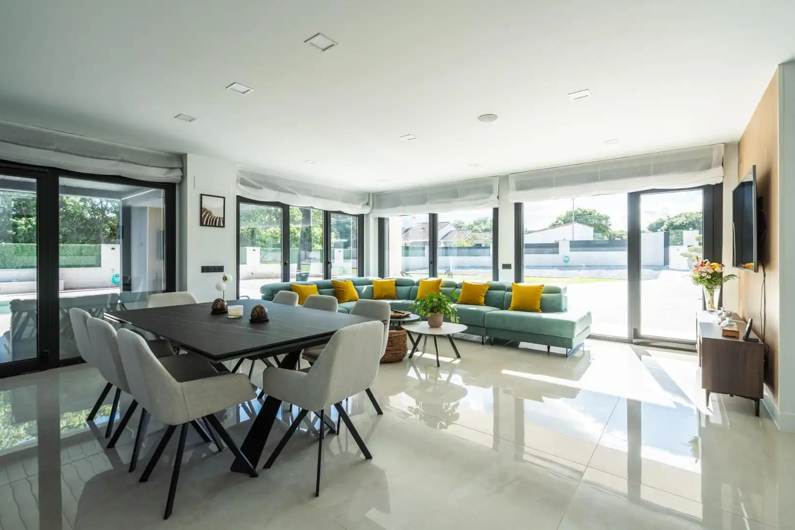 Living room of Houses for sale in Colmenarejo  with Air Conditioner, Heating and Private garden