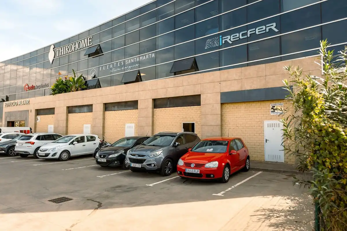 Office for rent in Estepona  with Air Conditioner