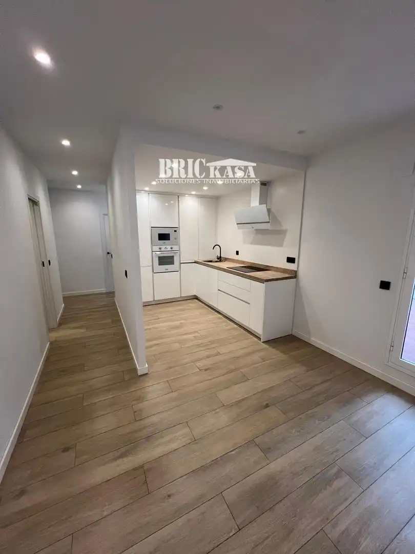 Cocina de Piso de alquiler en Cáceres con Aire acondicionado, Terraza y Alarma