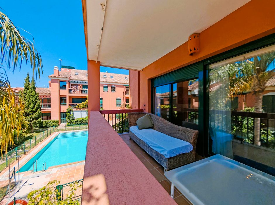 Dormitori de Apartament en venda en Marbella amb Aire condicionat, Terrassa i Traster