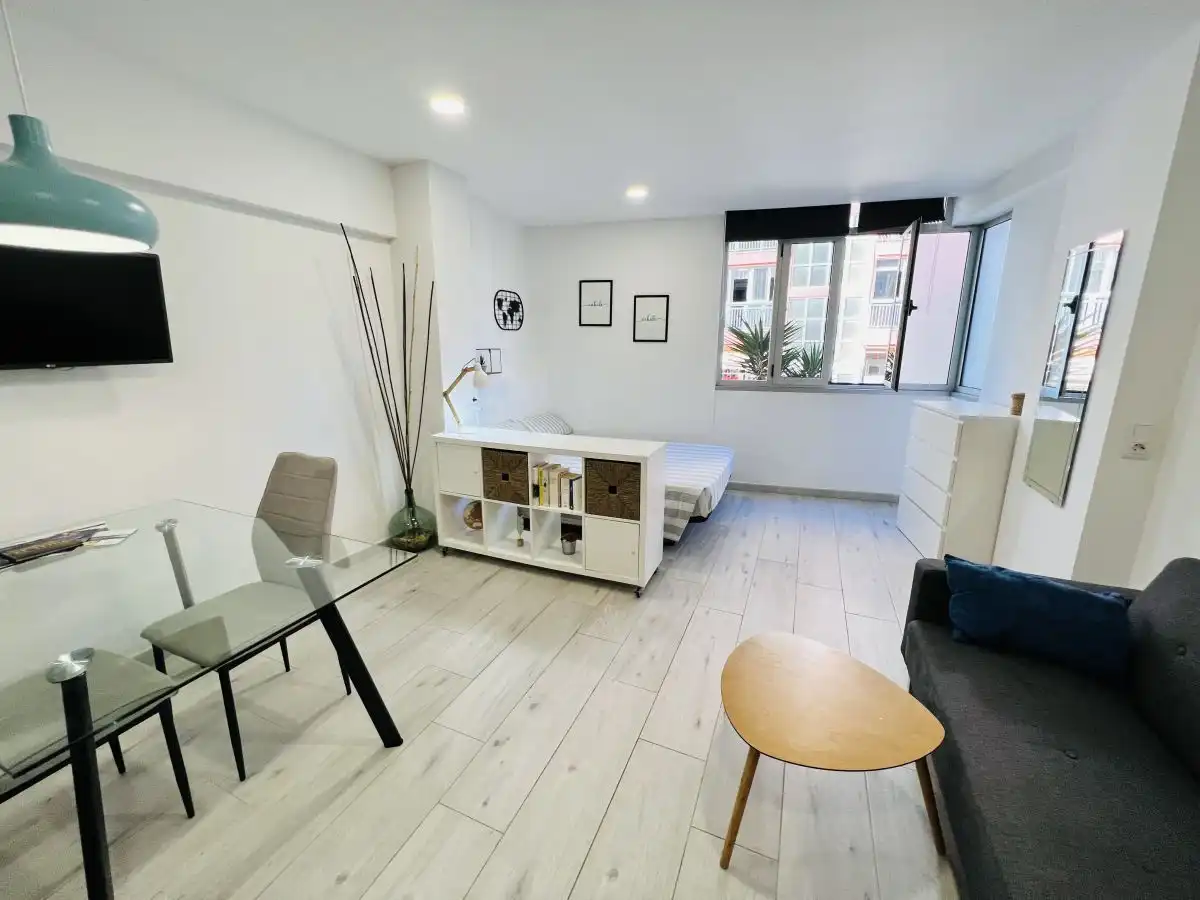 Schlafzimmer von Wohnung zur Miete in Zona Martiánez