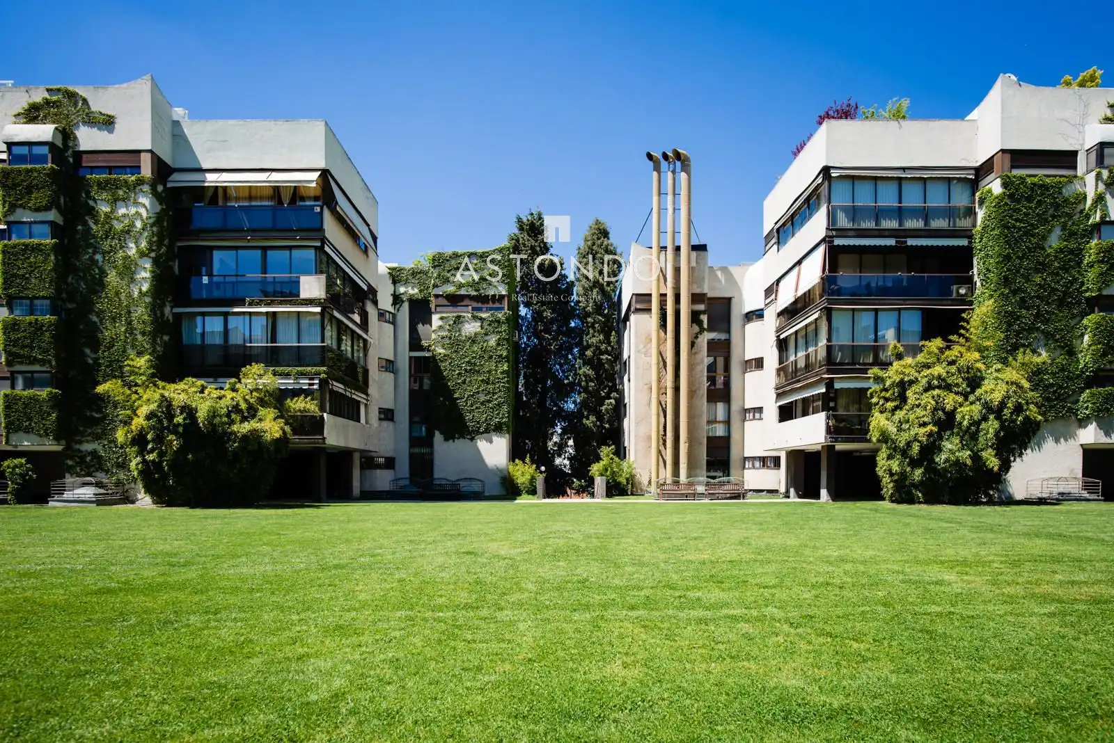 Vista exterior de Piso en venta en Madrid con Aire acondicionado, Calefacción y Terraza
