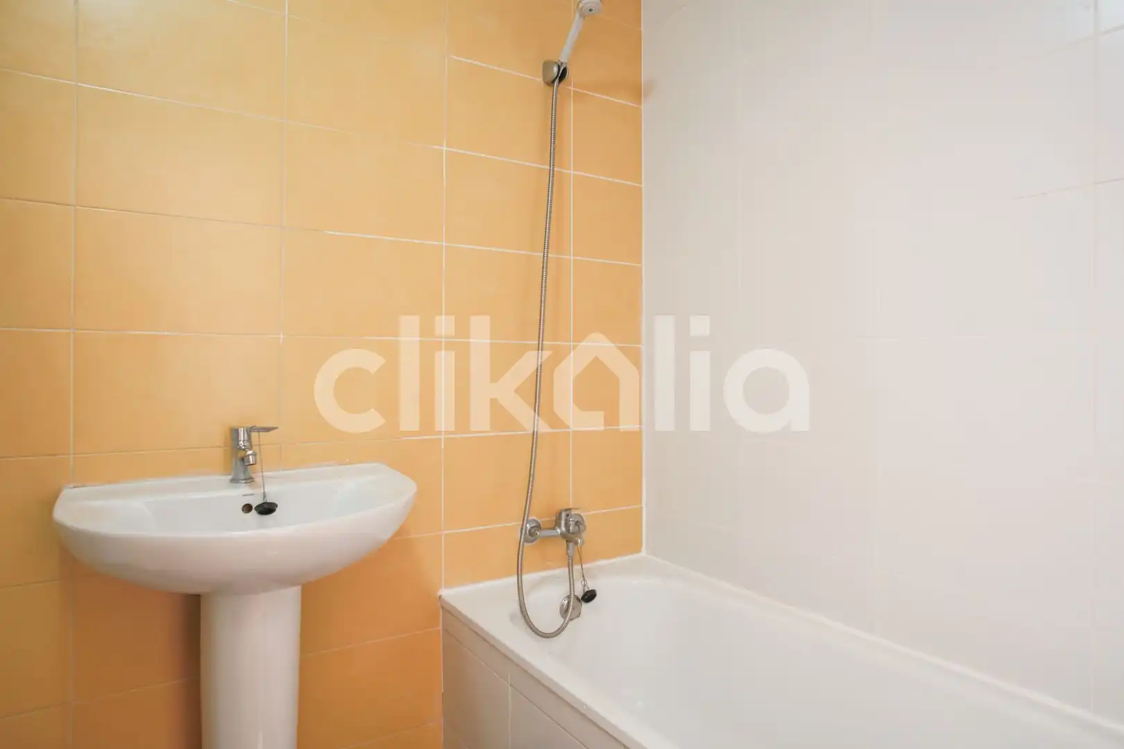 Baño de Piso en venta en Torrejón de Ardoz con Calefacción, Terraza y Trastero