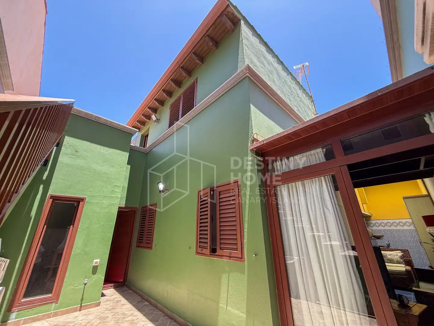 Vista exterior de Casa adosada en venta en El Matorral