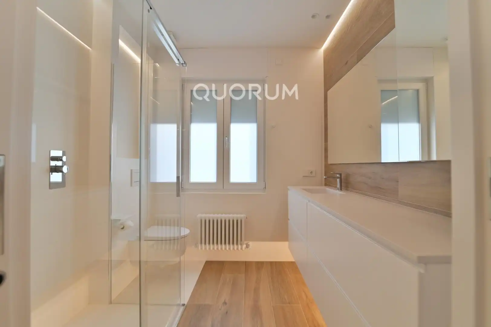 Baño de Piso en venta en Getxo  con Calefacción, Terraza y Trastero