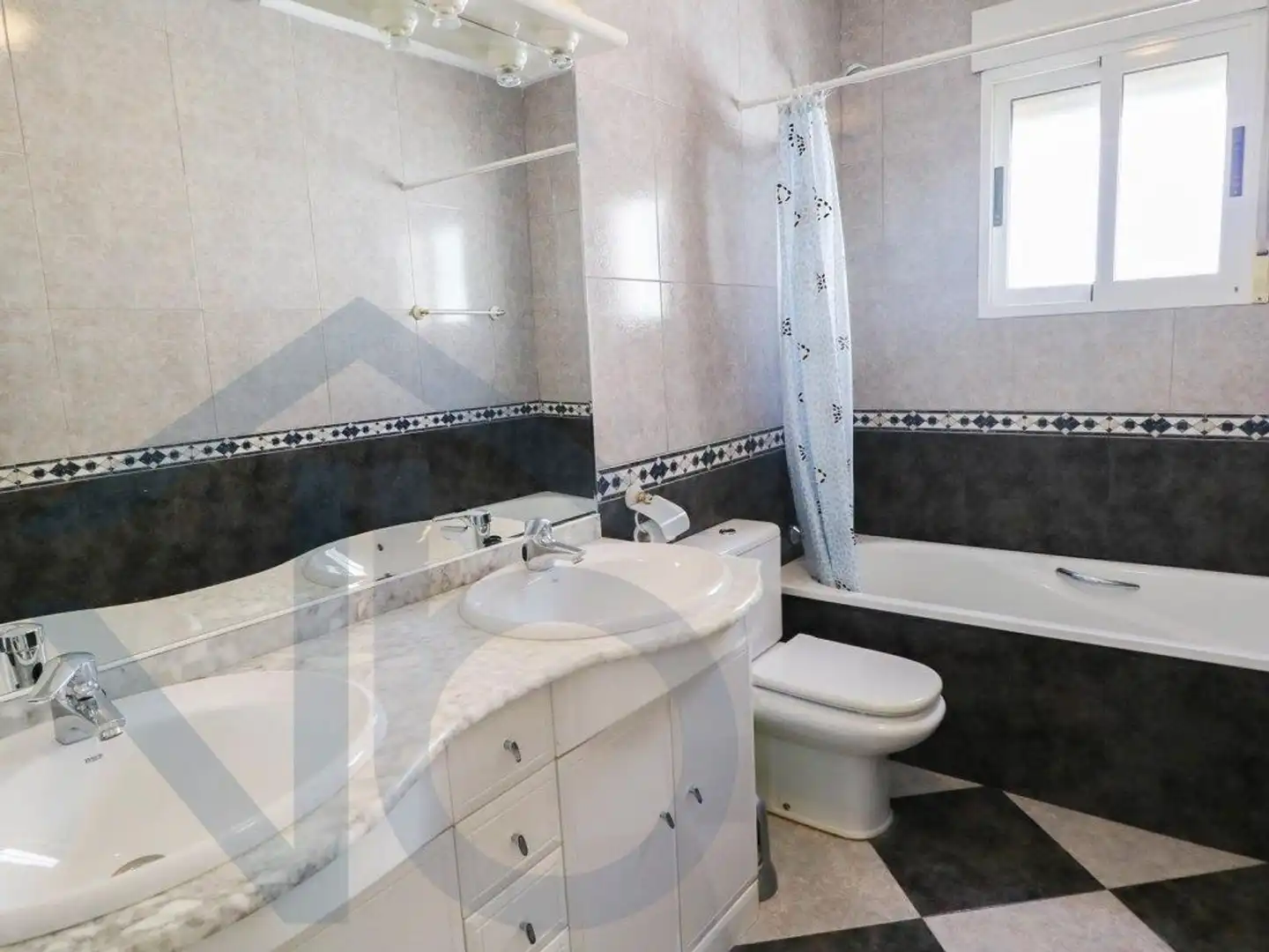 Badezimmer von Haus oder Chalet zum Verkauf in Pulpí mit Klimaanlage, Terrasse und Schwimmbad