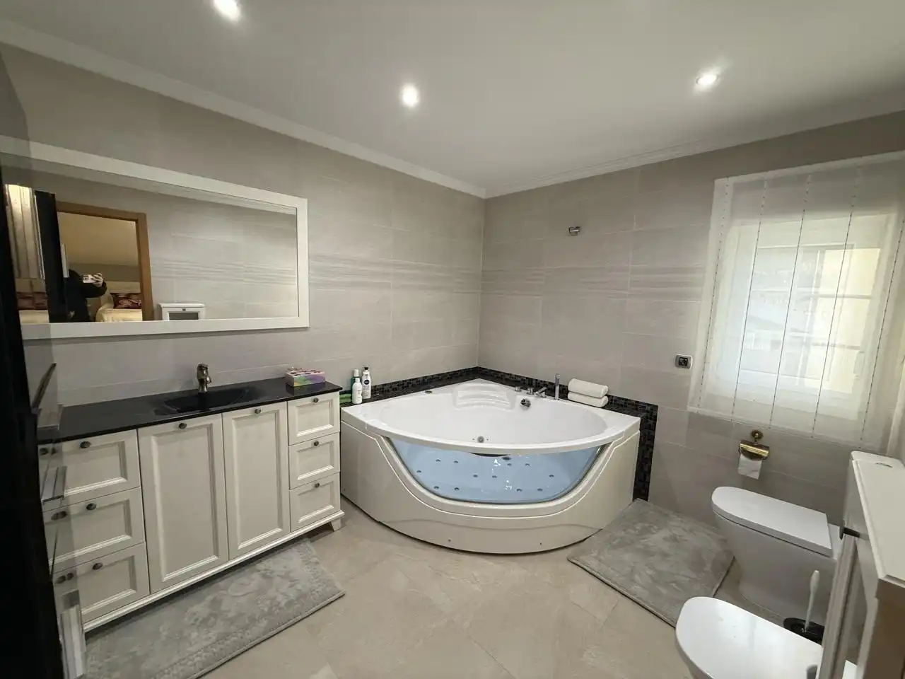 Casa con piscina en venta en Barrio Sámano, imagen 46