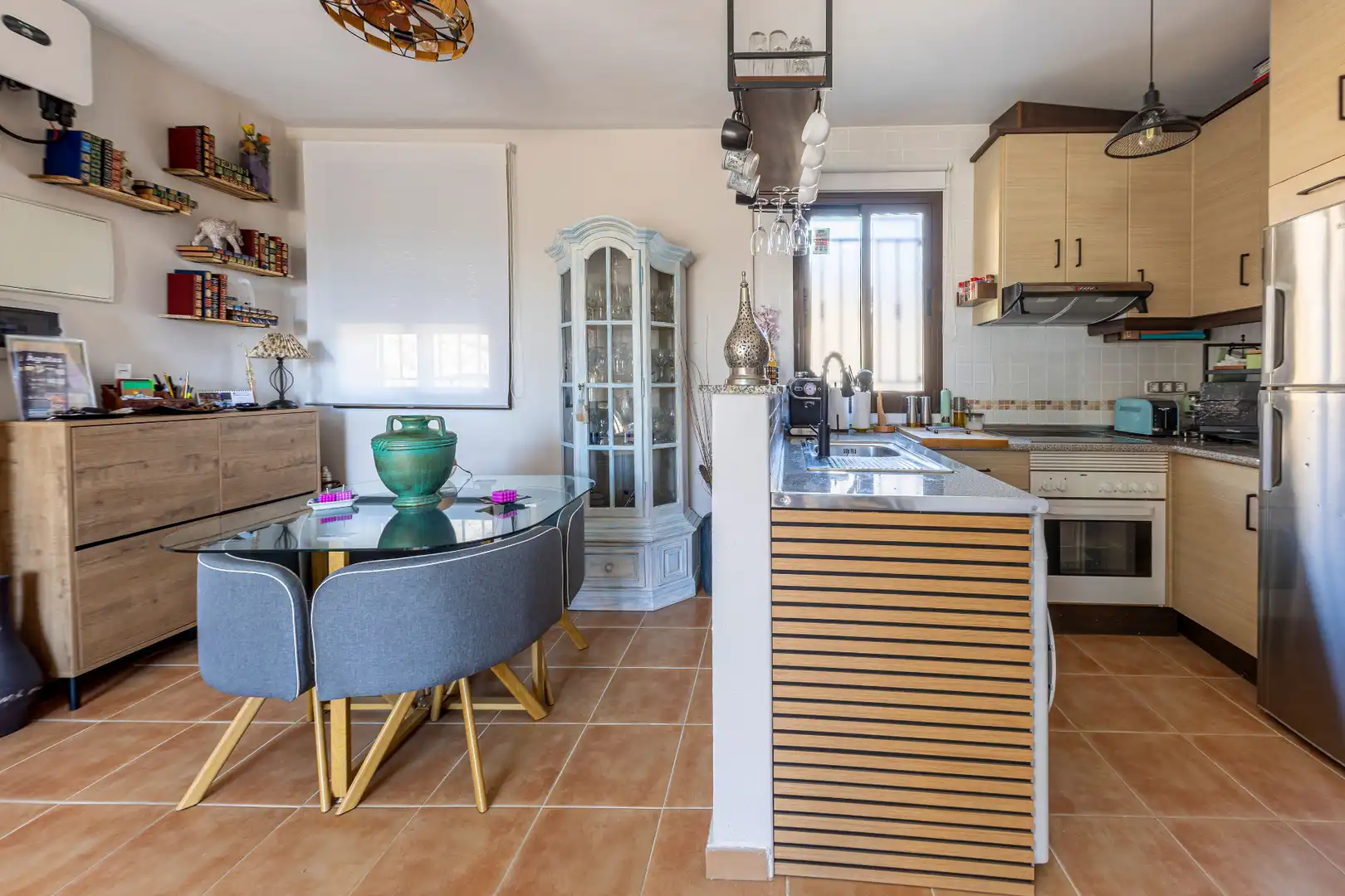 Küche von Wohnungen zur Miete in Águilas mit Klimaanlage, Heizung und Terrasse