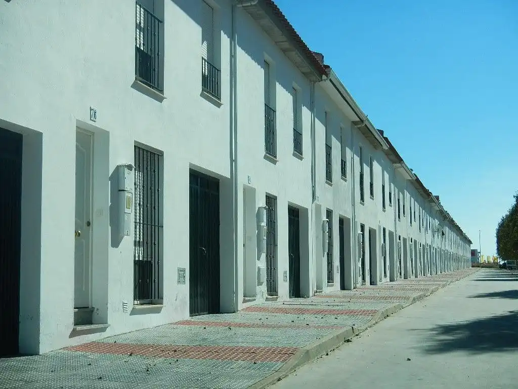 Vista exterior de Casa adosada en venda en Llerena