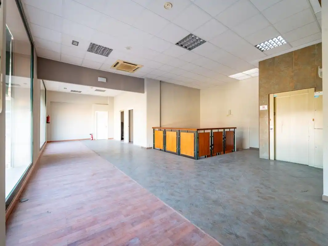 Local comercial en venda a Av. Sierra Chica 17, imagen 8