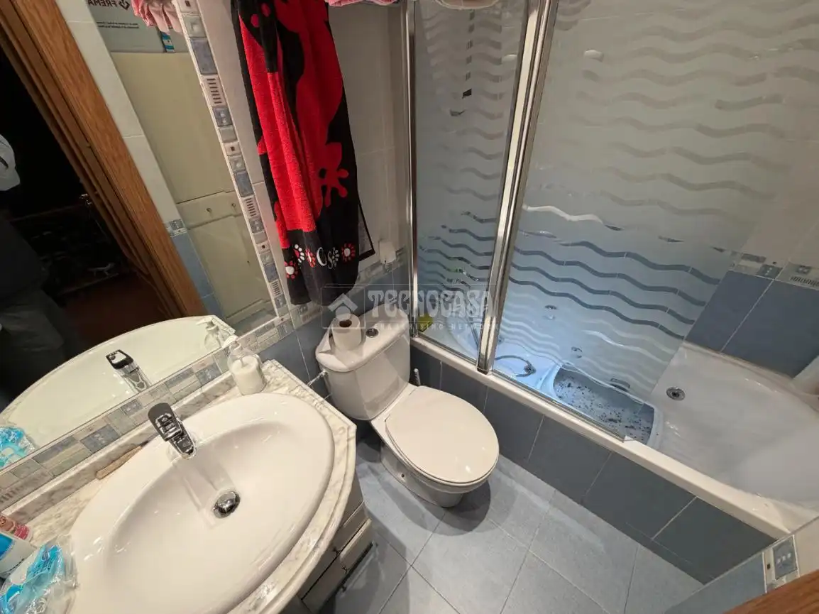 Baño de Casa adosada en venta en Collado Villalba con Aire acondicionado y Calefacción