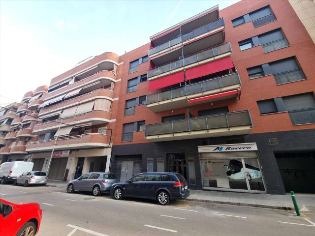 Garaje en Venta en Alzina en La Roureda