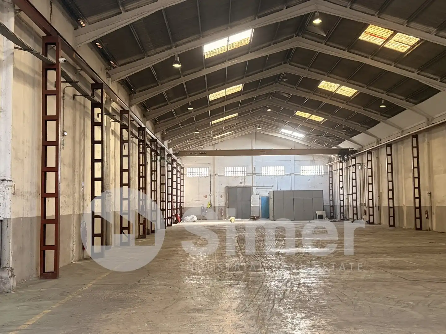 Nau industrial en venda en La Llagosta