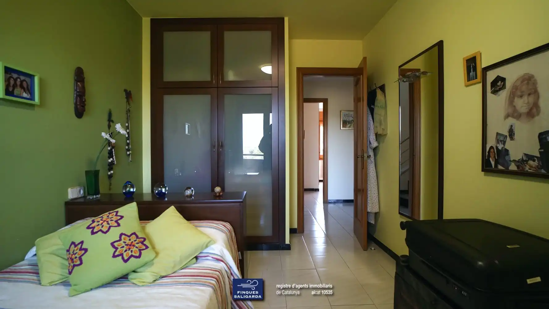 Habitación de Casa o chalet en venta en Canovelles con Aire acondicionado, Calefacción y Terraza