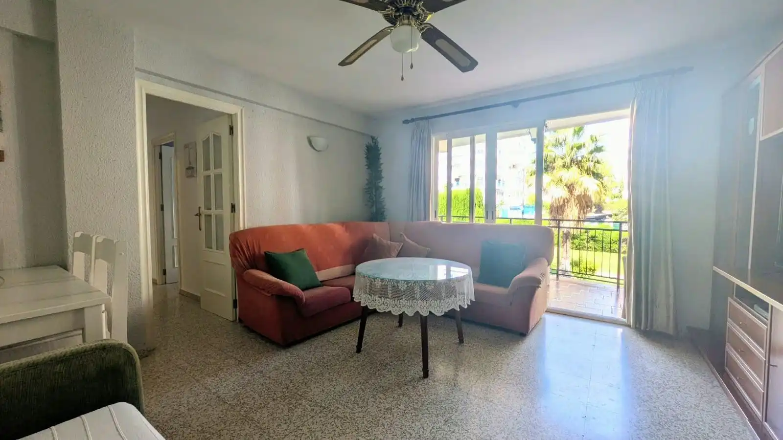 Living room of Flat for rent in Fuengirola  with Terrace, Furnished and Balcony
