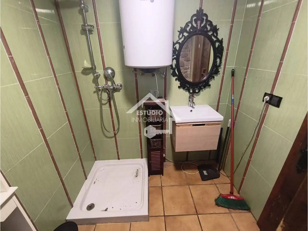Bany de Casa o xalet en venda en Villar de Torre amb Aire condicionat, Calefacció i Jardí privat