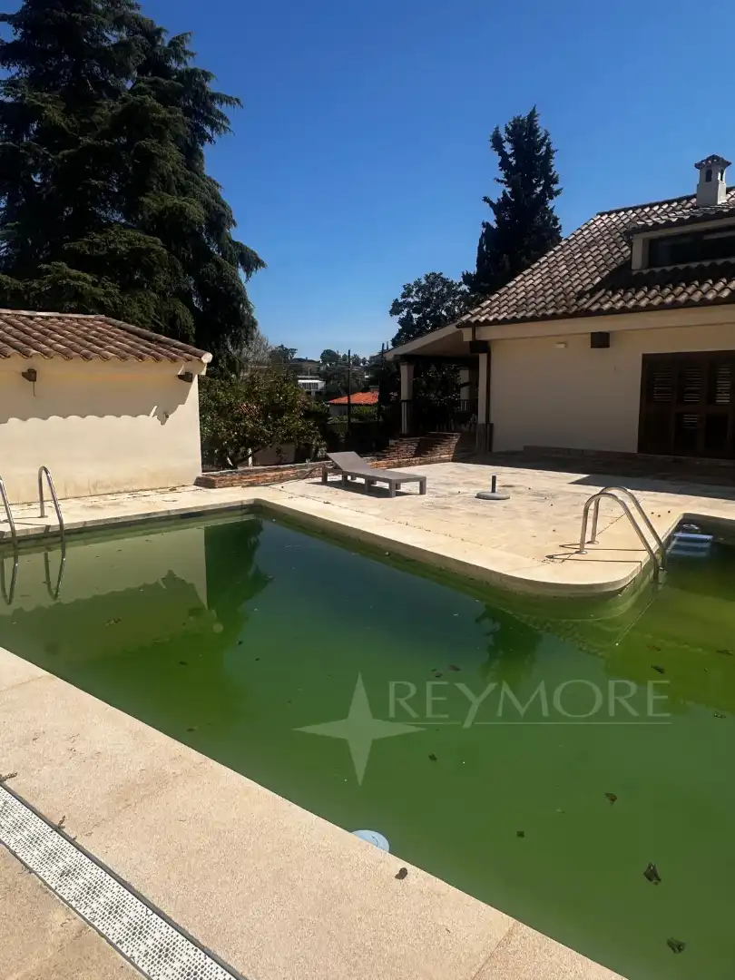 Piscina de Casa o chalet en venta en Córdoba con Aire acondicionado, Calefacción y Jardín privado