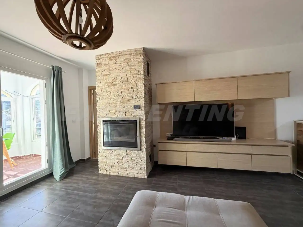 Sala de estar de Piso en venta en La Línea de la Concepción con Terraza, Amueblado y Alarma