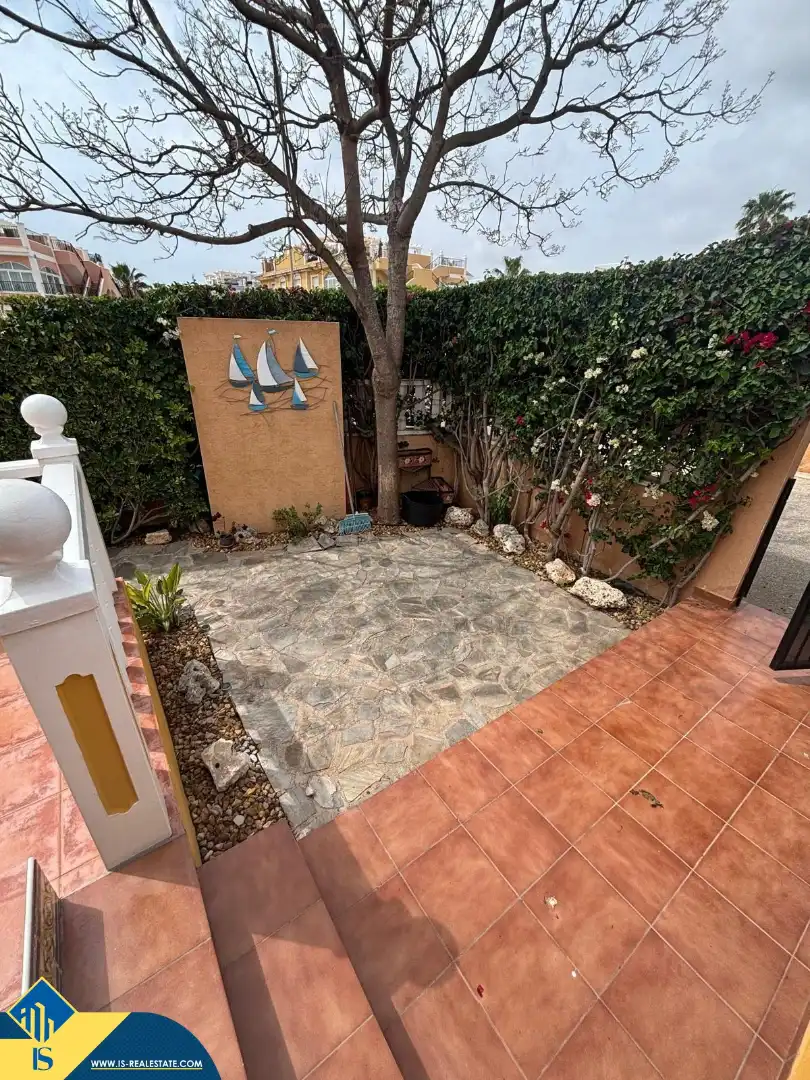 Bungalow with pool for sale in Orihuela Costa, imagen 4
