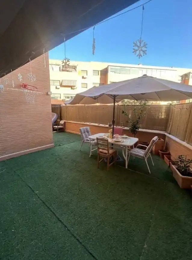 Flat with pool for sale in Brezo