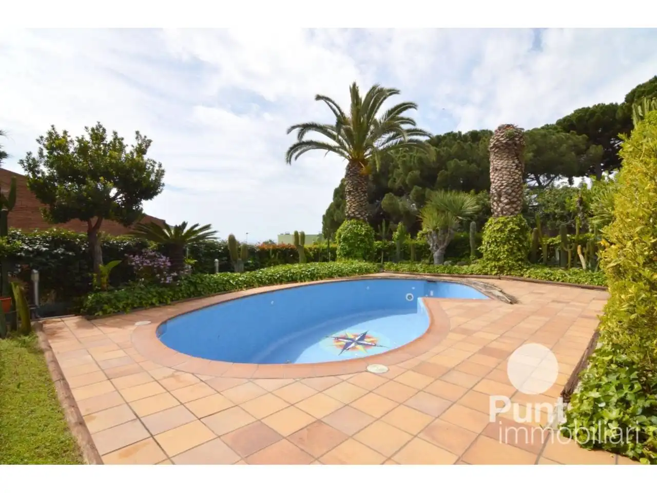 Piscina de Casa o xalet en venda en Premià de Dalt amb Calefacció, Jardí privat i Terrassa