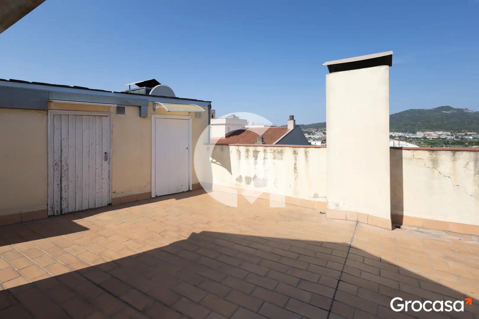 Terrace of Flat for sale in Sant Vicenç Dels Horts  with Heating, Furnished and Oven