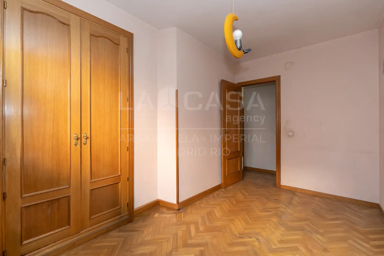 Flat for sale in Madrid  with Heating, Terrace and Balcony