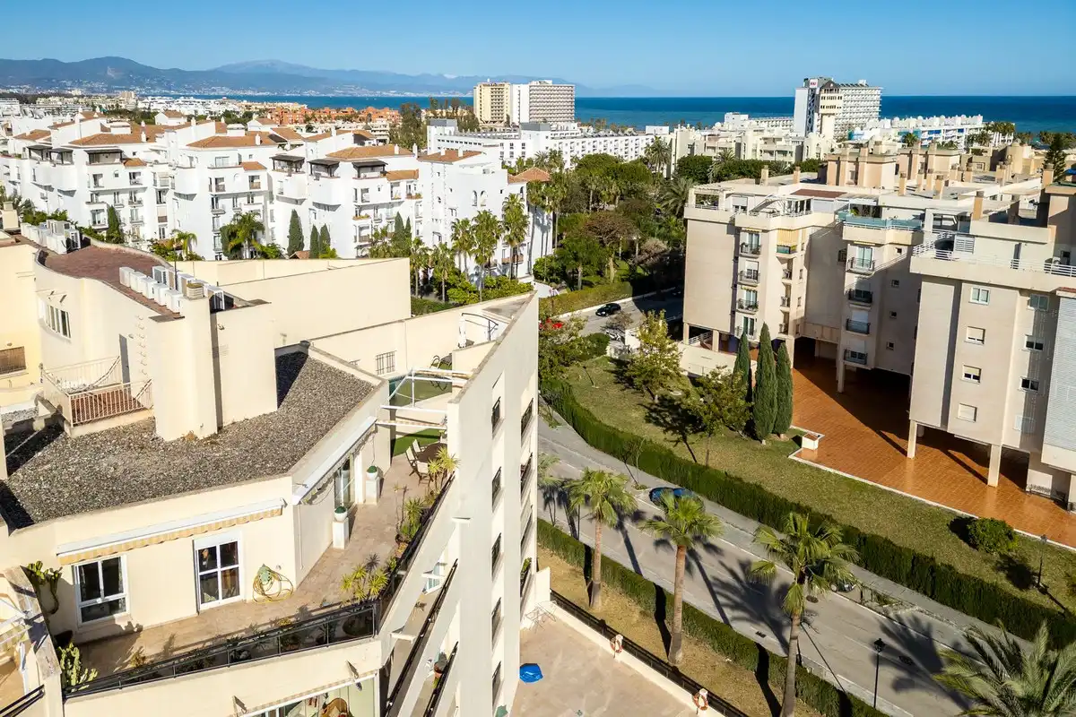 Außenansicht von Dachboden zum Verkauf in Torremolinos mit Klimaanlage, Terrasse und Schwimmbad