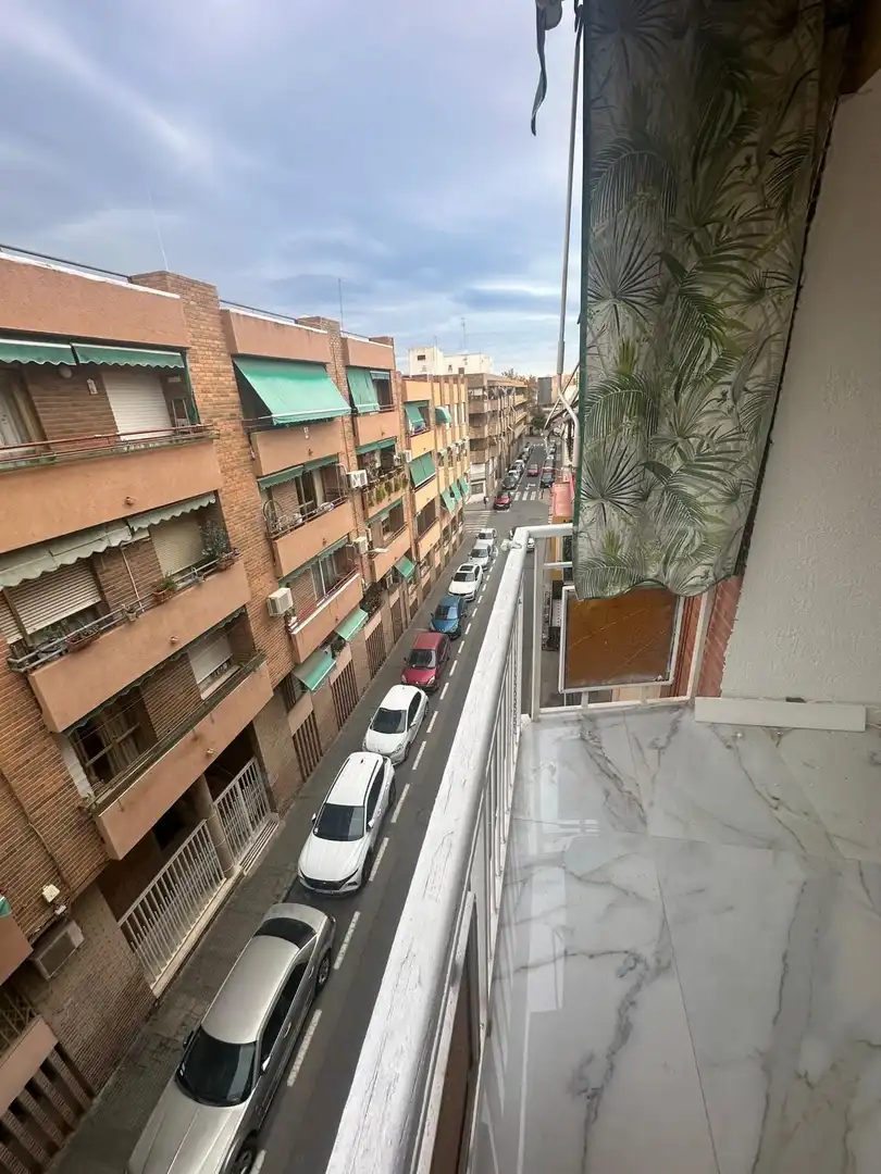 Außenansicht von Wohnungen zum Verkauf in Alicante / Alacant mit Klimaanlage und Heizung