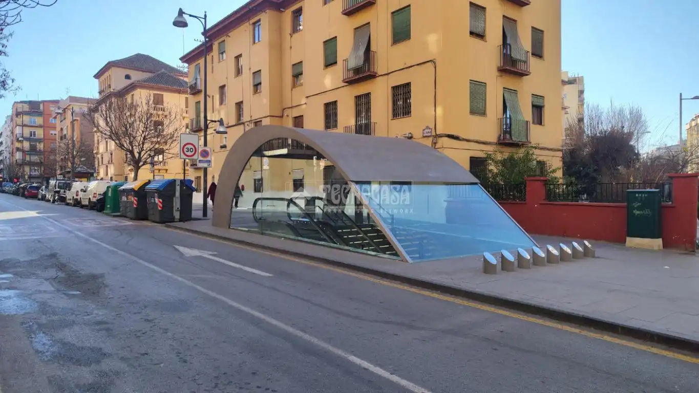 Aparcament amb ascensor en venda a C. Pintor Zuloaga, imagen 14