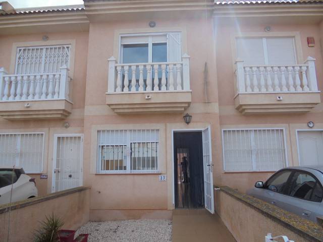 Casa-chalet en Alquiler en Catral