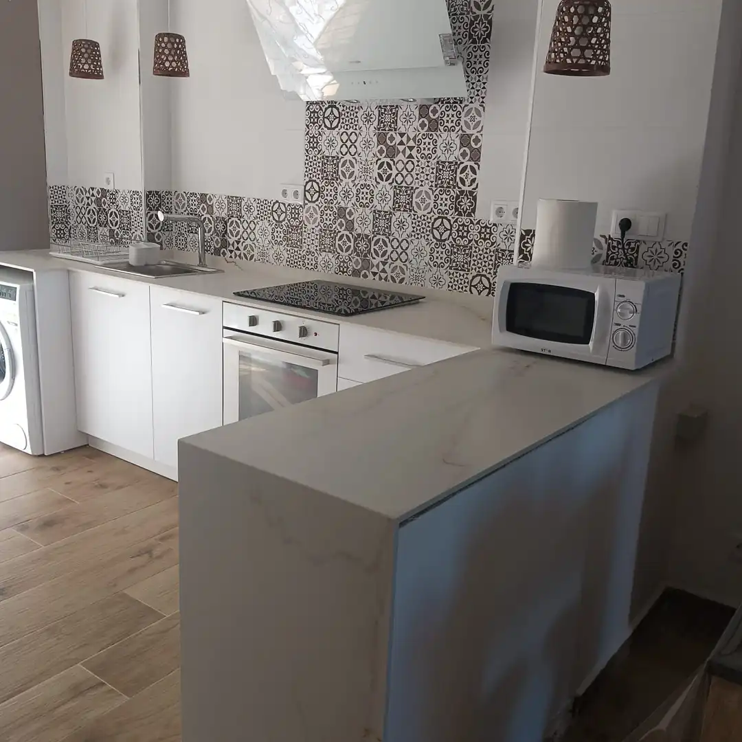 Cocina de Apartamento de alquiler en Tavernes de la Valldigna con Amueblado, Horno y Lavadora