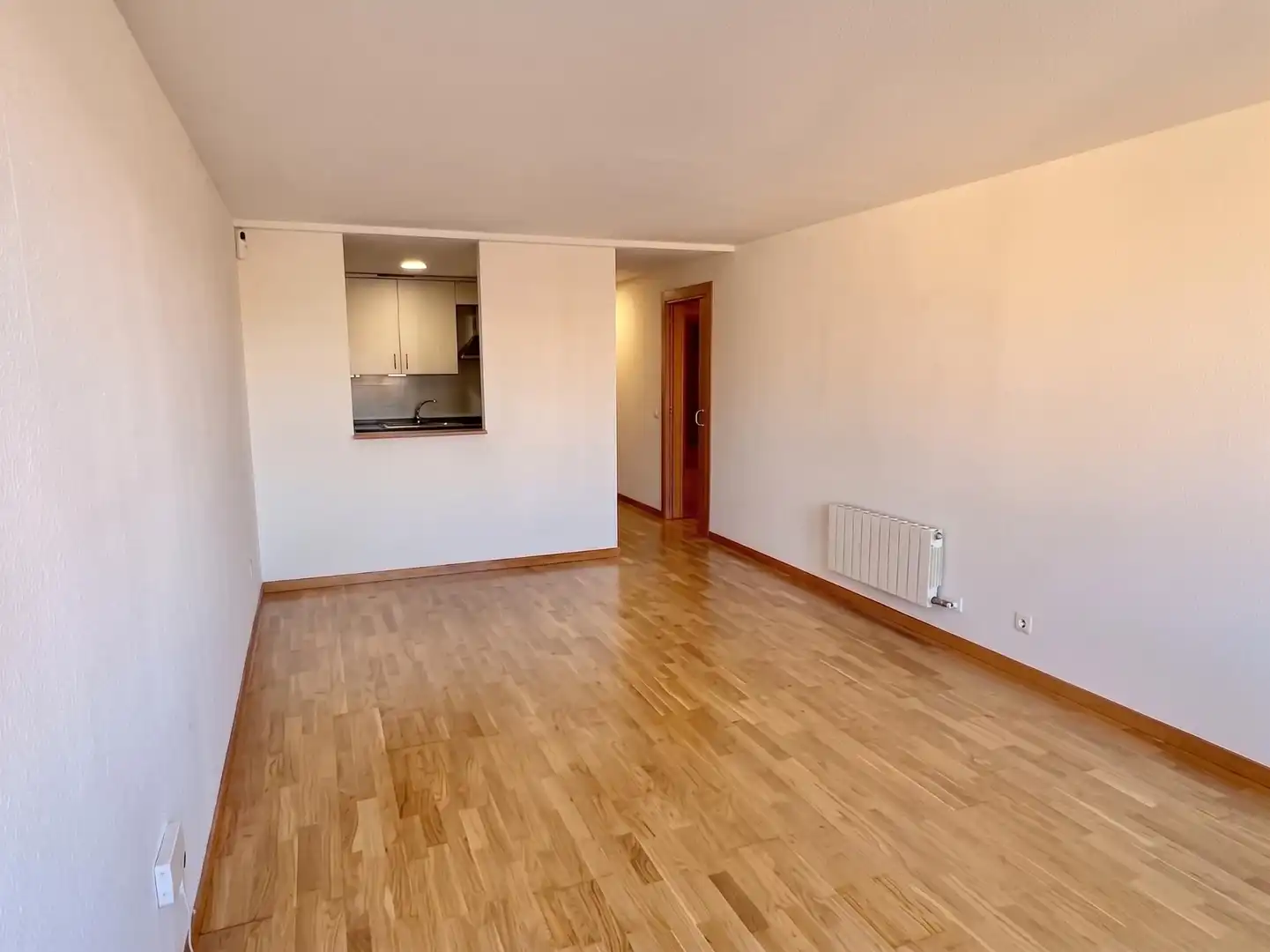 Flat with terrace for sale in Paseo Josefa Ardanaz 3