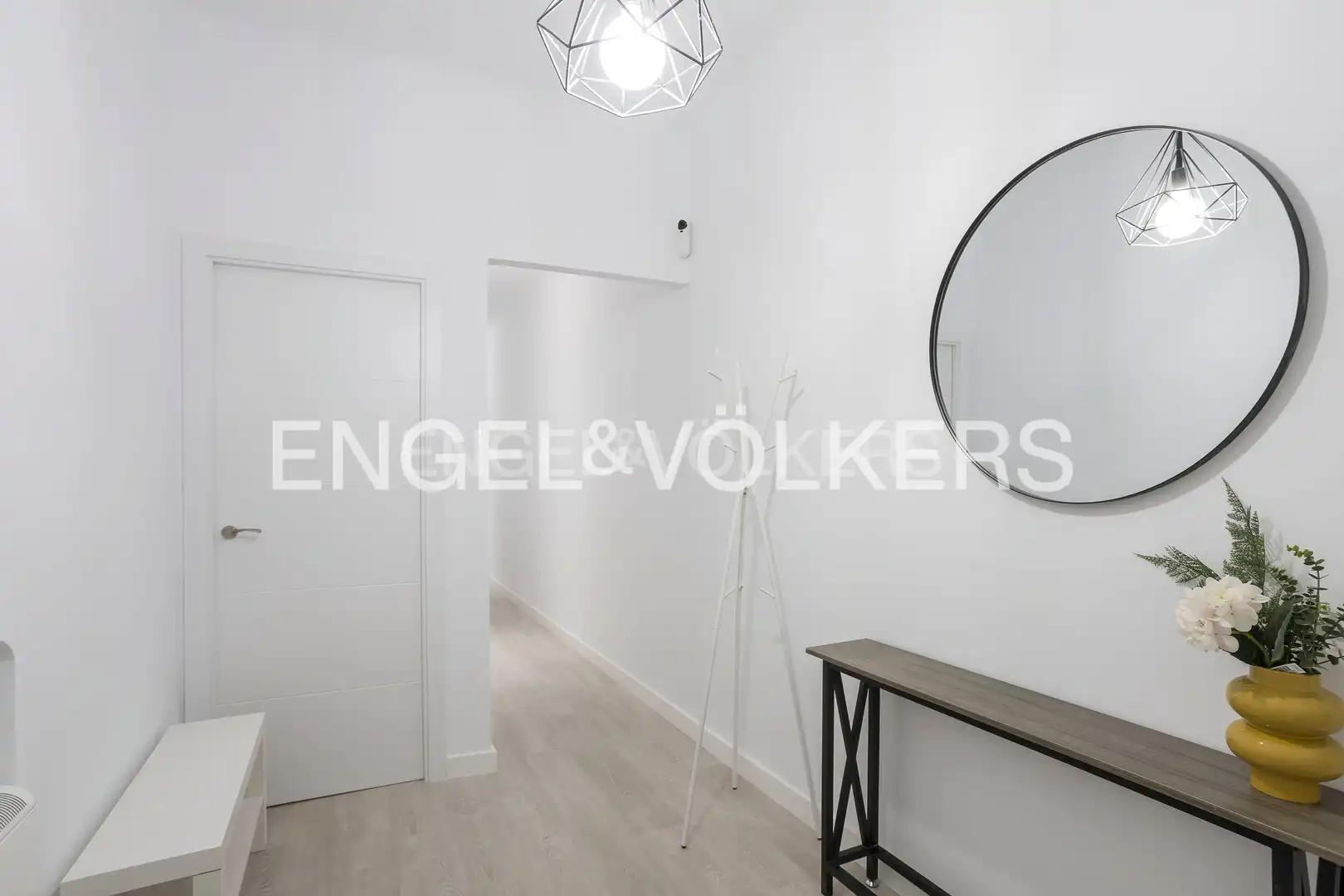 Piso de alquiler en Madrid con Calefacción, Parquet y Amueblado