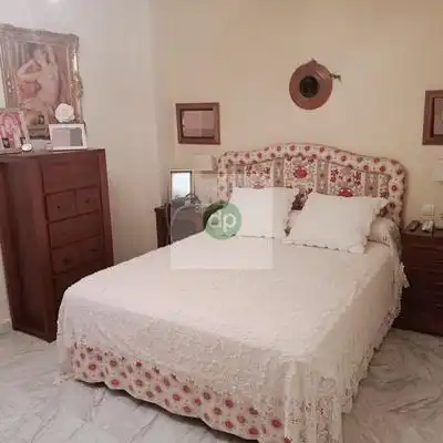 Habitación de Apartamento en venta en Badajoz con Aire acondicionado, Calefacción y Jardín privado