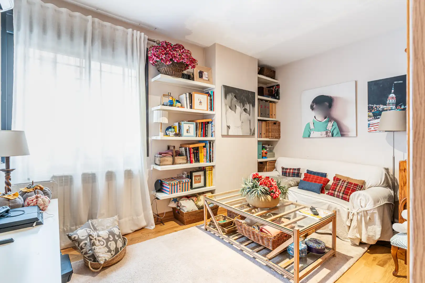 Sala de estar de Piso en venta en Las Rozas de Madrid con Aire acondicionado, Calefacción y Jardín privado