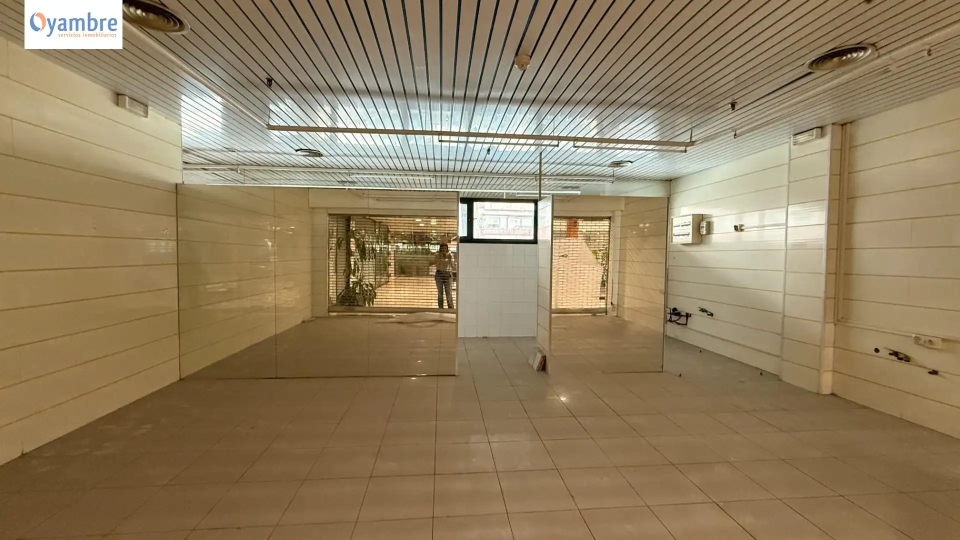 Local comercial en venta en CONCEPCION ARENAL EDIF. CENTRO CIVICO, imagen 4