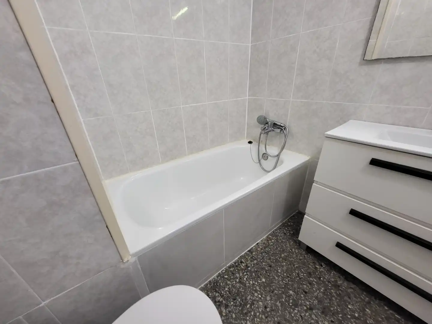 Baño de Piso en venta en Barcelona con Aire acondicionado y Horno