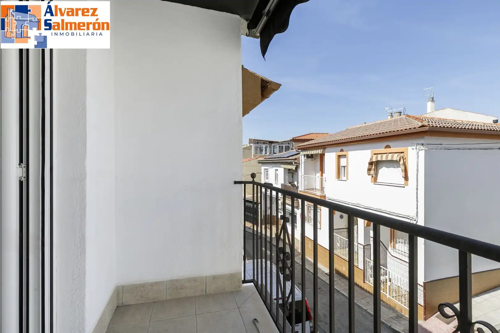 Terrassa de Casa adosada en venda en La Zubia