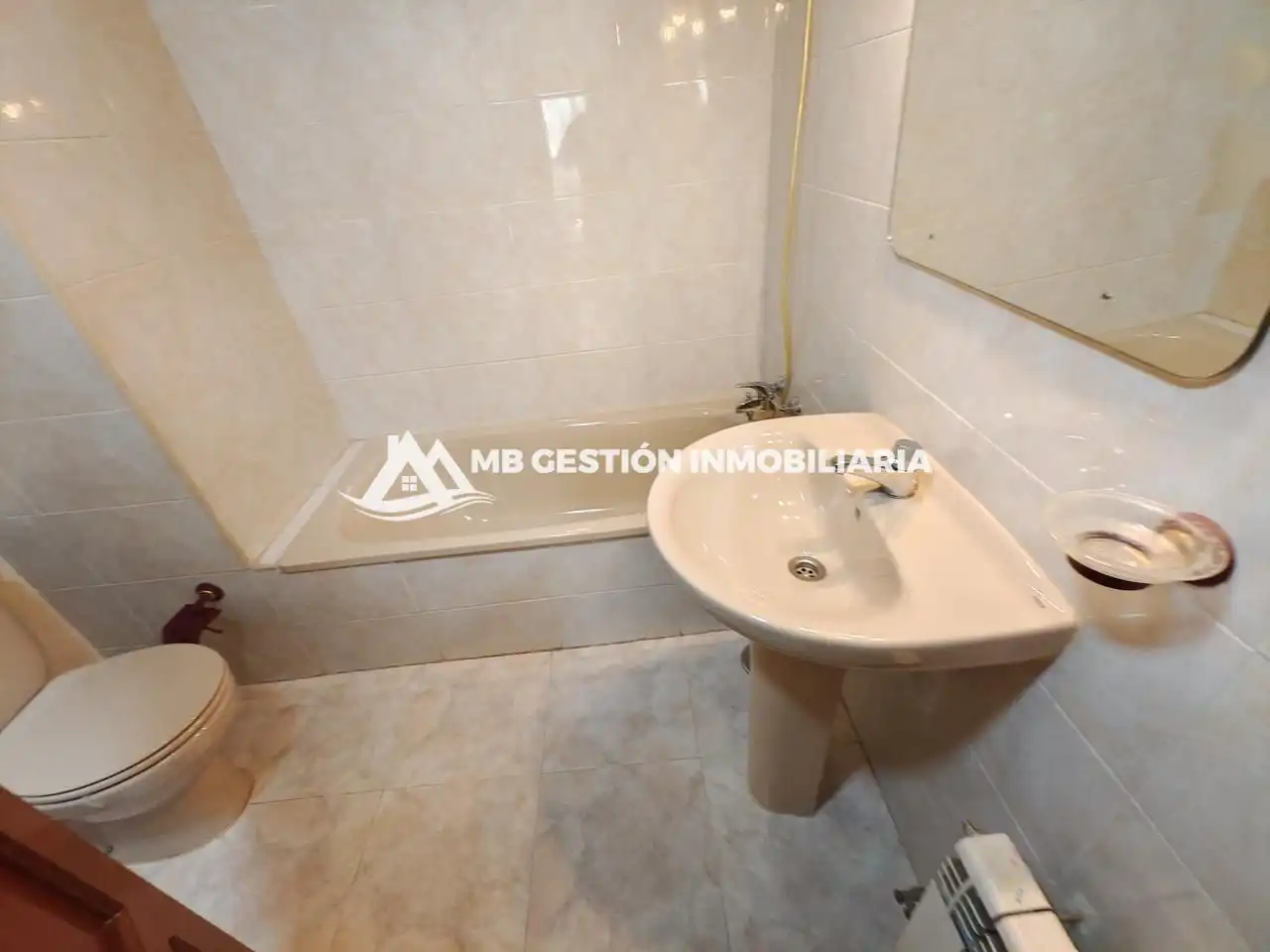 Flat for sale in El Arroyo - La Fuente