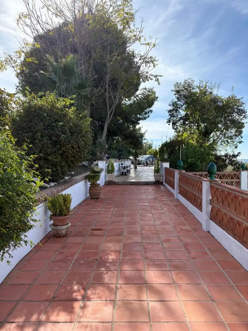 Finca rústica de alquiler en Frigiliana