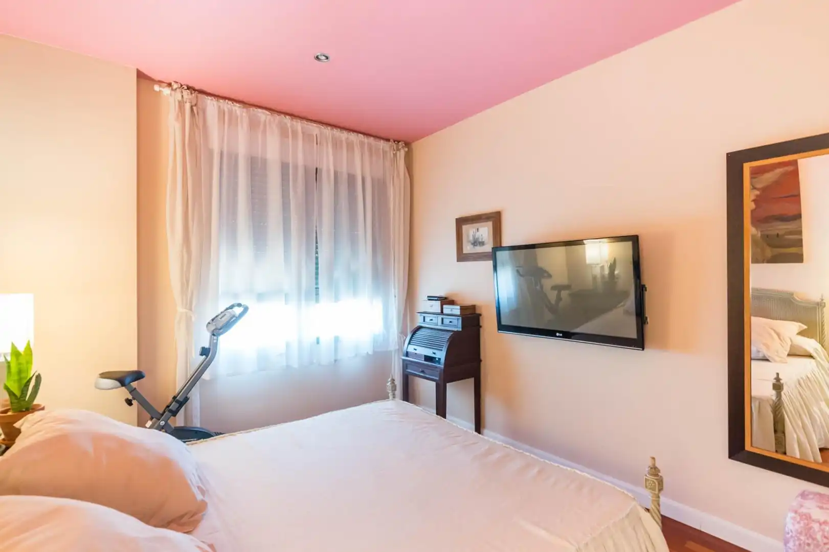 Piso con ascensor en venta en Calle MIGUEL VIVANCOS 1, imagen 2